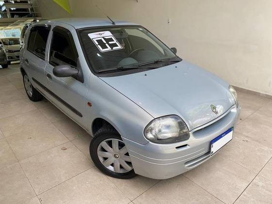 RENAULT CLIO 1.0 RL 16V GASOLINA 4P MANUAL RENAULT CLIO 1.0 RL 16V GASOLINA 4P MANUAL